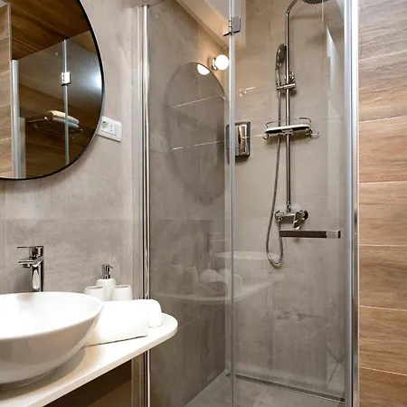 아파트 Modern, 2 Bedroom *