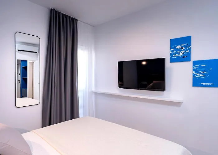Апартаменты Modern, 2 Bedroom Хвар