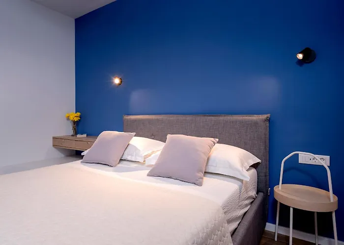 Modern, 2 Bedroom Апартаменты Хвар