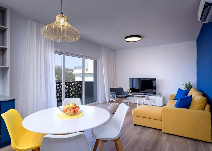 Апартаменты Modern, 2 Bedroom *
