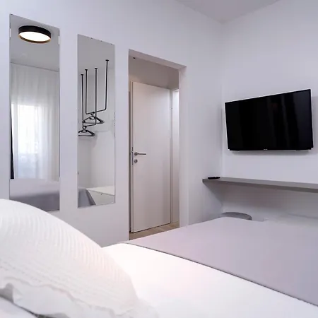 公寓 Modern, 2 Bedroom *